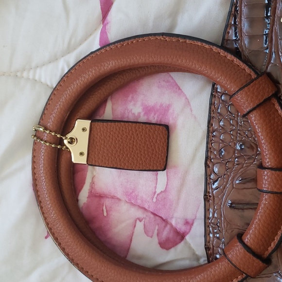 Alligator Style purse - Picture 5 of 8